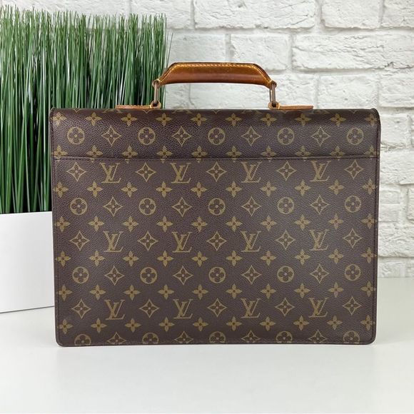 Authentic LOUIS VUITTON Monogram Briefcase   - Picture 2 of 16